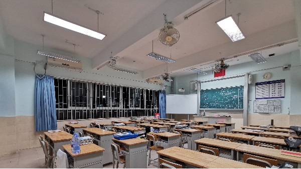 呵護學生的視力，教室照明要選led護眼教室燈具