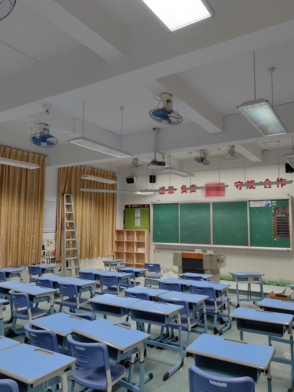 山市順德區樂從鎮岑松江夫人外國語學校